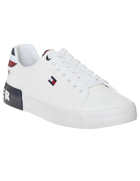 tenis tommy liverpool